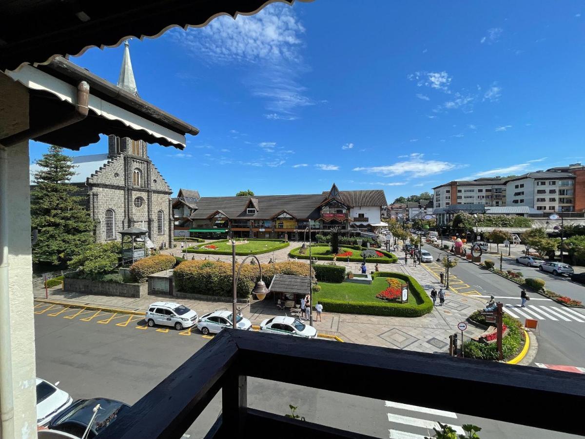 Apartamento Oppitz - No Coracao De Gramado Junto Da Rua Coberta Apartamento Exterior foto